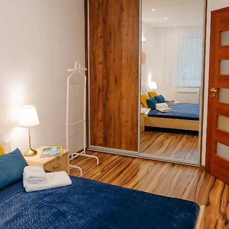 Blue Holiday Apartment *
